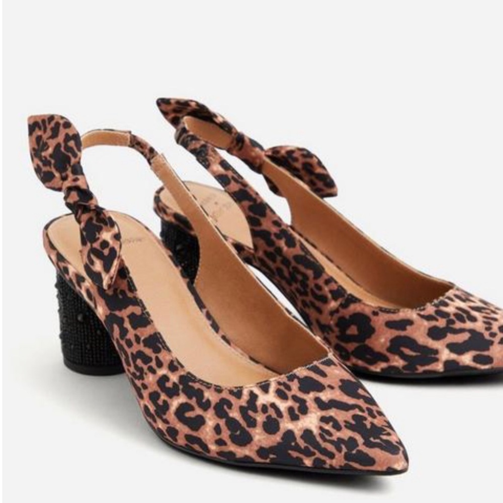 Betsey Johnson Leopard Pointed Toe Cylinder Heel